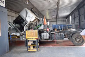 taller para reparaciones de camiones